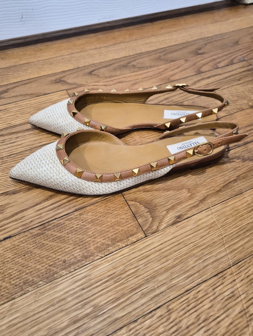 Valentino Garavani Rockstud Raffia Slingback Flats Nude Tan Leather NIB Sz 36 - Picture 4 of 16